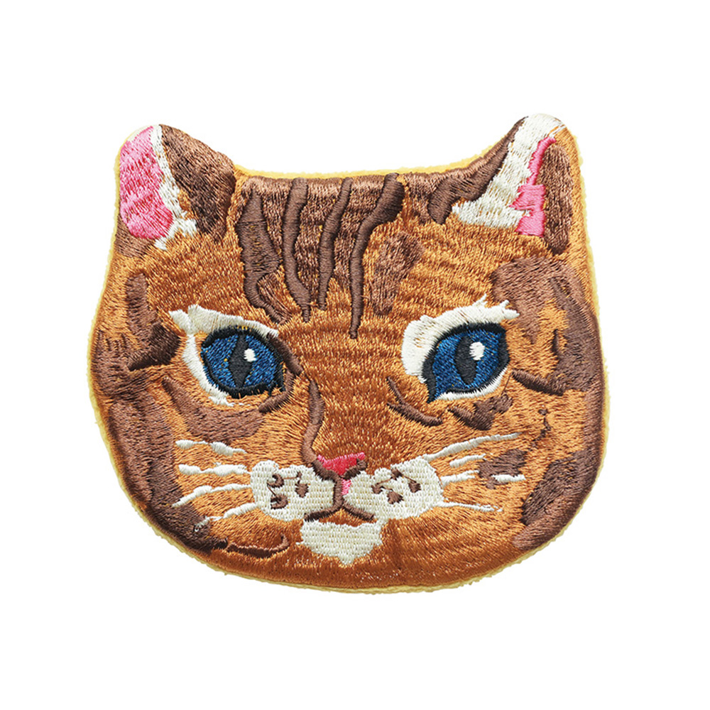 Nathalie Lete Embroidered cat face pouch Maya | 8000000works